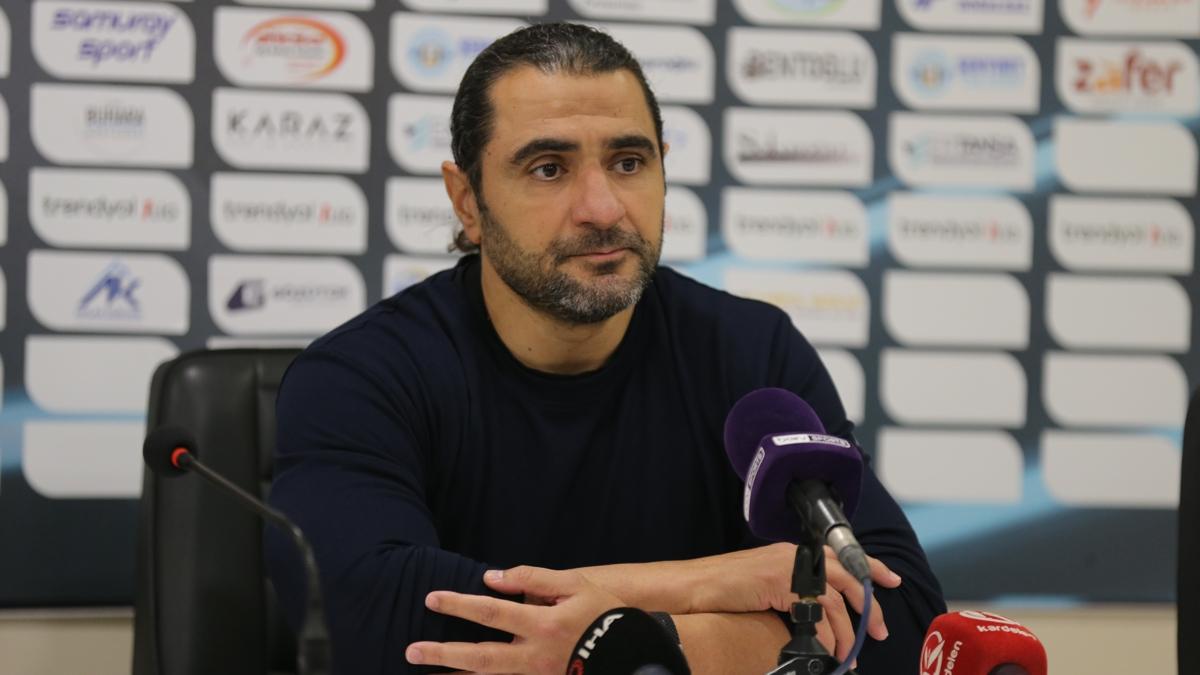 Ümraniyespor duyurdu! Bülent Bölükbaşı dönemi sona erdi
