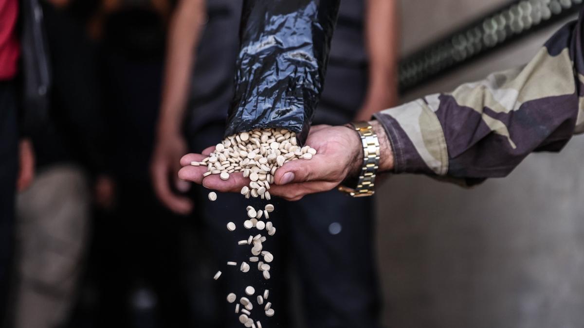 Lübnan'dan gelen uyuşturucu Humus'ta yakalandı