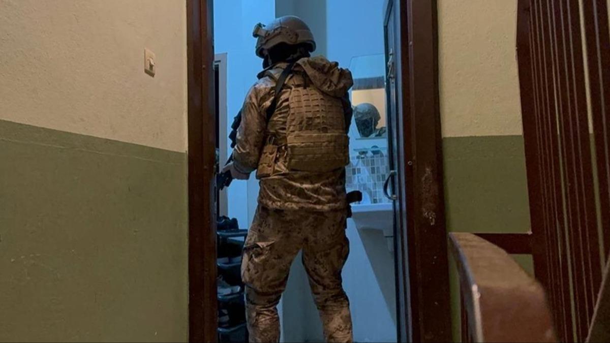 Mersin'de 65 adrese eş zamanlı operasyon! 139 şüpheli yakalandı