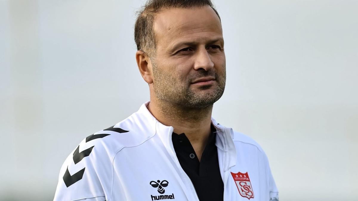 Sivasspor'da Osman Zeki Korkmaz ile yollar ayrıldı