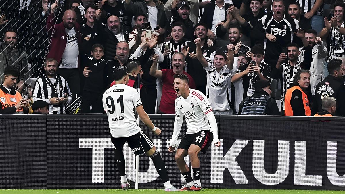 Beşiktaş Dolmabahçe'de üstün! Fenerbahçe derbisine doğru