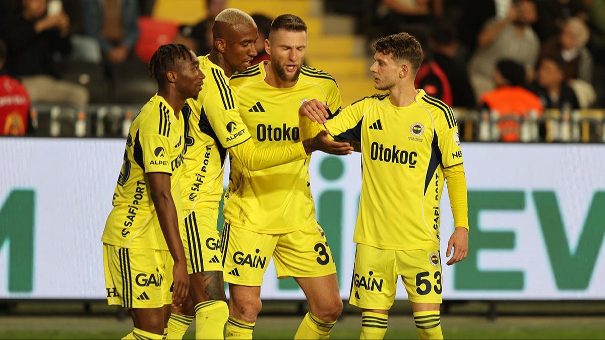 Beşiktaş ve Fenerbahçe için kritik mücadele