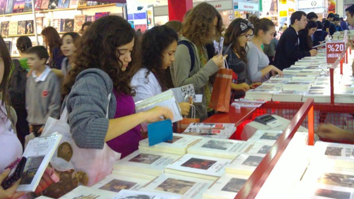 Fenomenler geidi: Kitap fuarlarnda nitelik sorunu