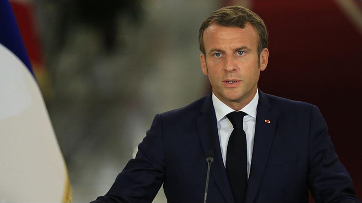 Macron'dan sosyal medya resti: Hepsi yasaklanmal