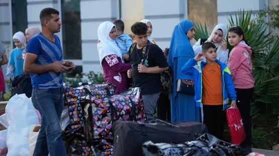 Suriyelilerin gnll geri dnleri sryor... 'Say yarm milyona ulaacak'