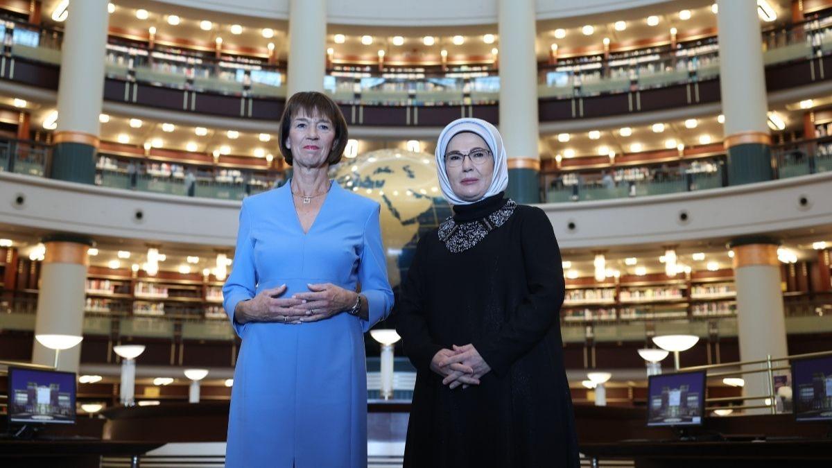 Ankara'da zarif diplomasi: Emine Erdoğan ve Charlotte Merz sergide bir araya geldi