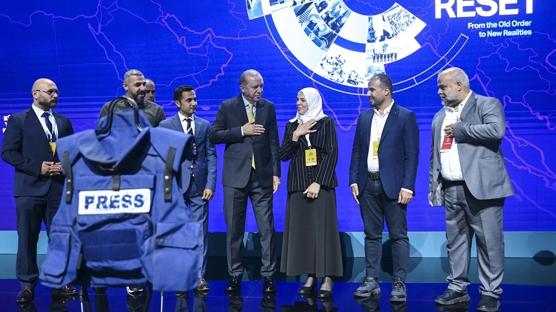 elik yeleklerini Erdoan'a takdim ettiler