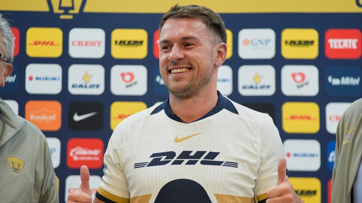 Aaron Ramsey, Pumas ile yollarını ayırıyor