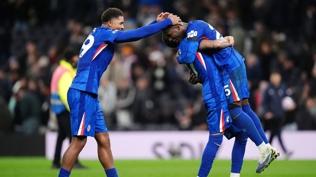 Chelsea, Tottenham' tek golle geti