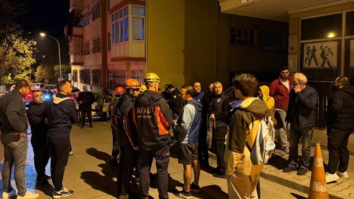 Kartal'da ''atlak kolon'' alarm: 17 daireli bina boaltld