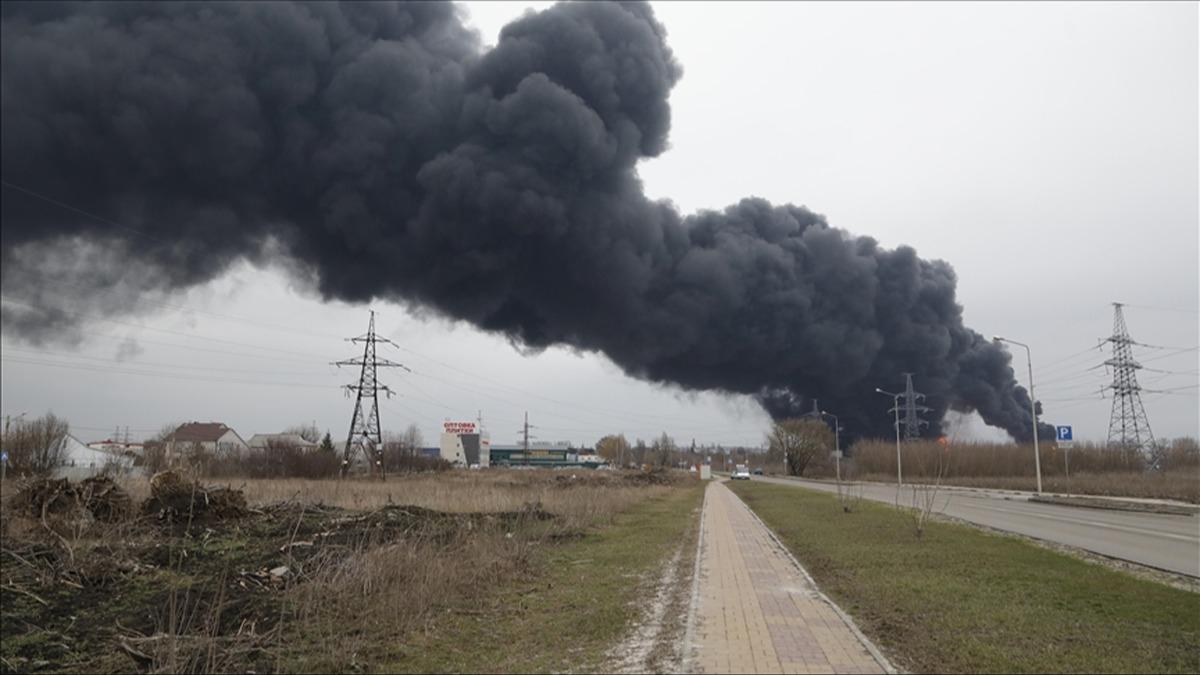 Ukrayna'dan Moskova'daki petrol boru hattna saldr