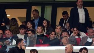 Vincezo Montella derbiyi tribnden takip etti