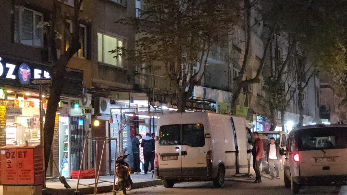Bursa'da apartmandan den kii hayatn kaybetti