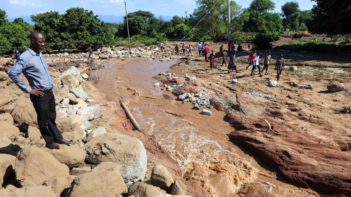 Kenya'da toprak kaymasnda onlarca kii can verdi