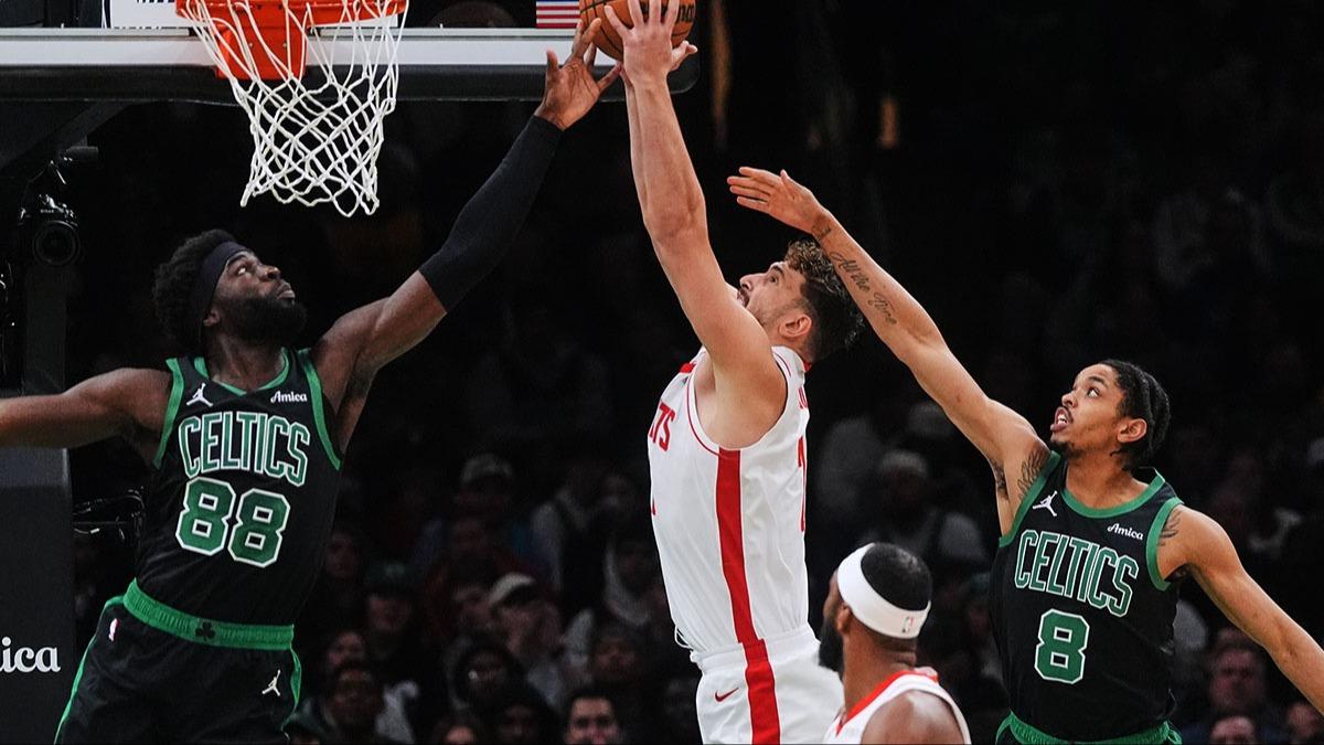 Triple-double'n kysndan dnd! Alperen engn geceye damga vurdu