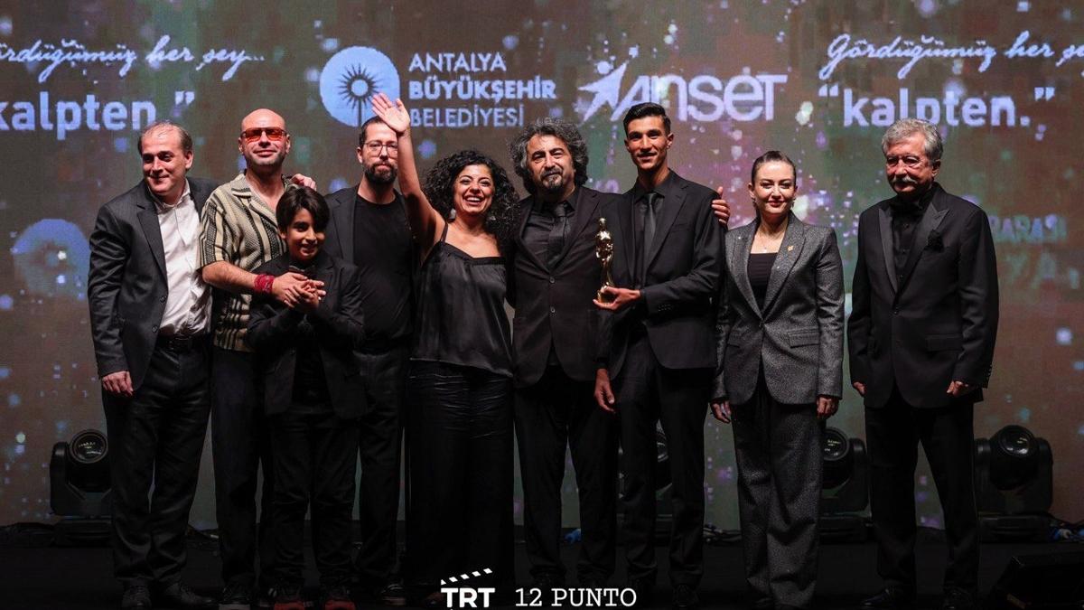 TRT ortak yapm Tavan mparatorluu'na Altn Portakal'dan 7 dl!