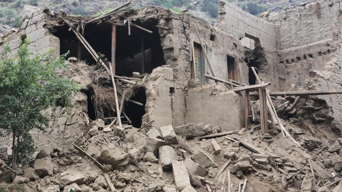 Afganistan'da 6.3'lük deprem: 19 ölü, 320 yaralı