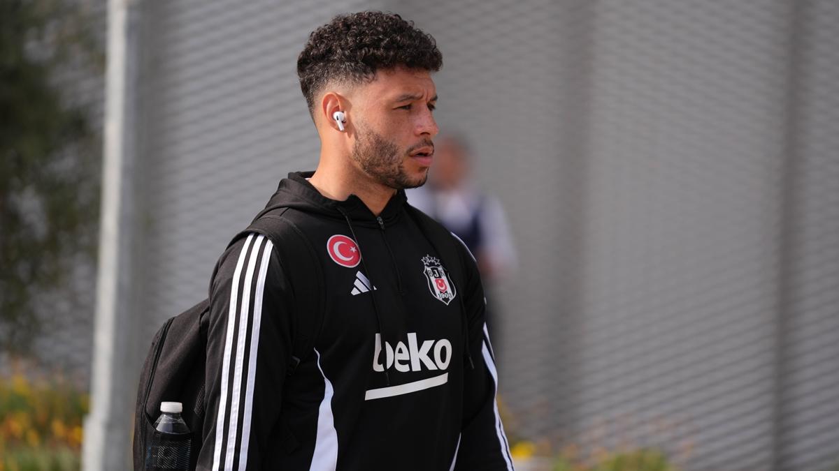 Alex Oxlade-Chamberlain Arsenal'de alacak