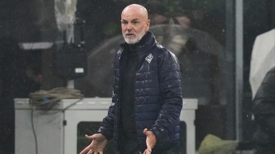 Fiorentina'da Stefano Pioli dnemi sona eriyor