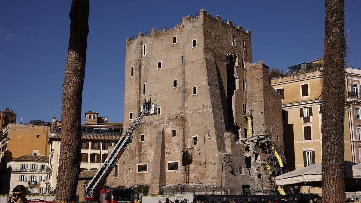 talya'da restorasyondaki tarihi kule kt: 3 yaral