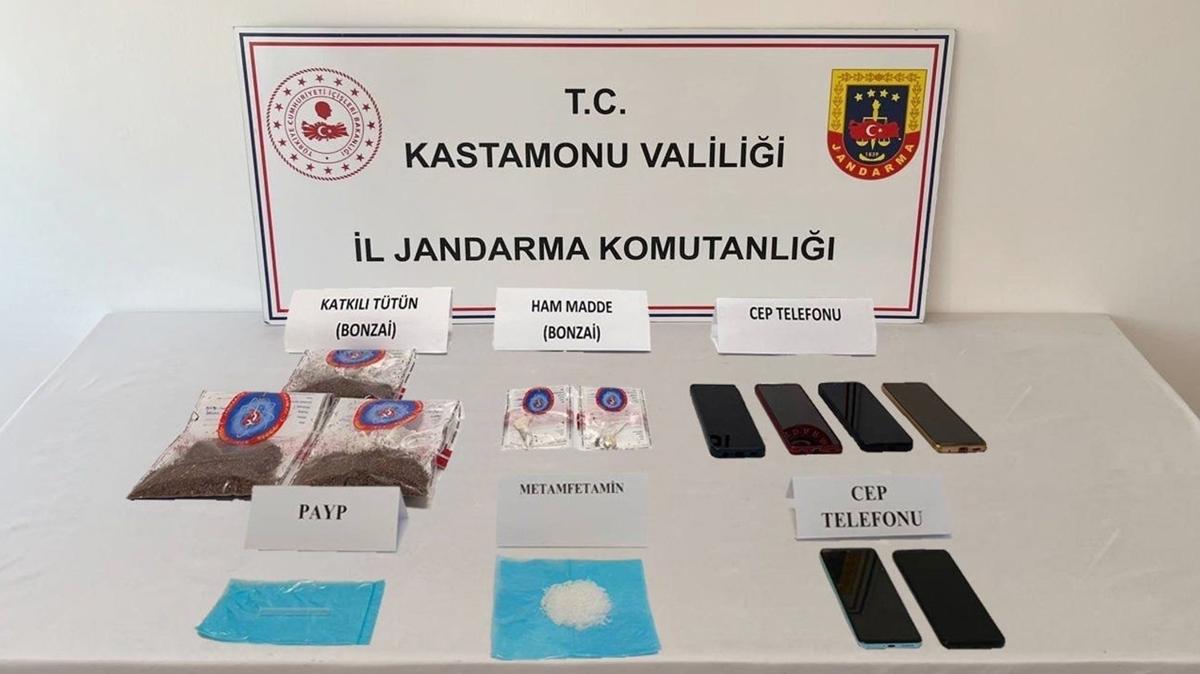 Kastamonu'da uyuturucuyla yakalandlar: 9 kii gzaltnda