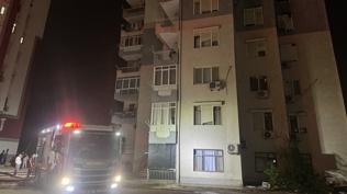 Antalya'da korkutan patlama... Apartman dairesinde yangn kt