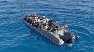 İzmir'de 7'si çocuk 28 düzensiz göçmen yakalandı