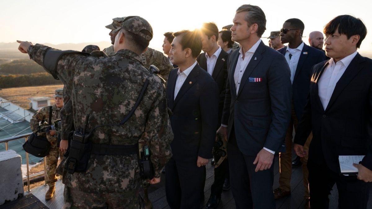 Washington'un gz yeniden Kore'de: DMZ'de kritik ziyaret