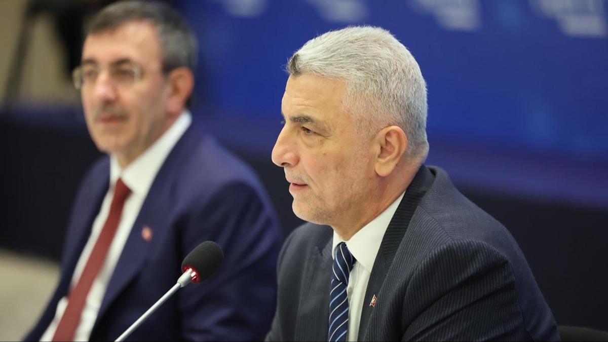 Bakan Bolat'tan CHP'li vekile sert tepki: Filistinlileri zyor, srail'i sevindiriyorsunuz