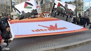 Amsterdam'da Filistin bayraklar