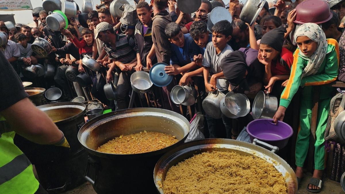 Katil srail atekesi ihlal ediyor! Gazze'ye toplu cezalandrma politikas