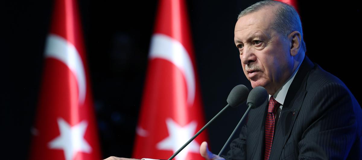 Cumhurbakan Erdoan'dan zel'e sert tepki: Zihin fukara olunca akl ukala olur