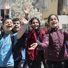 Milyonlarca renci ilk ara tatil ncesi yarn son kez ders ba yapacak