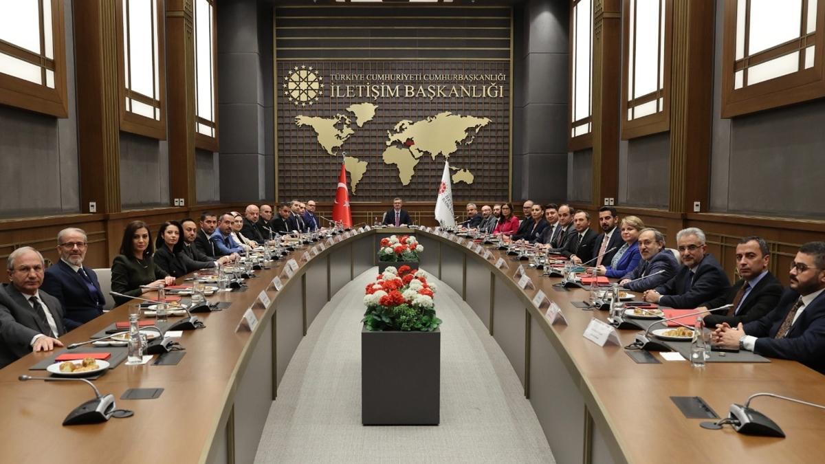 Trkiye Basn Federasyonu'ndan letiim Bakan Burhanettin Duran'a ziyaret