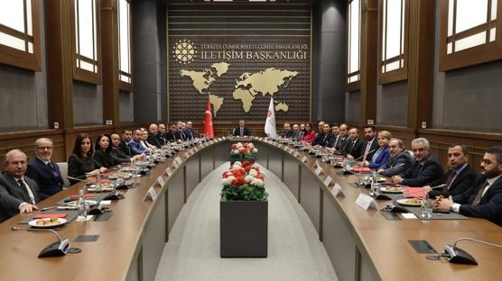 Trkiye Basn Federasyonu'ndan letiim Bakan Burhanettin Duran'a ziyaret