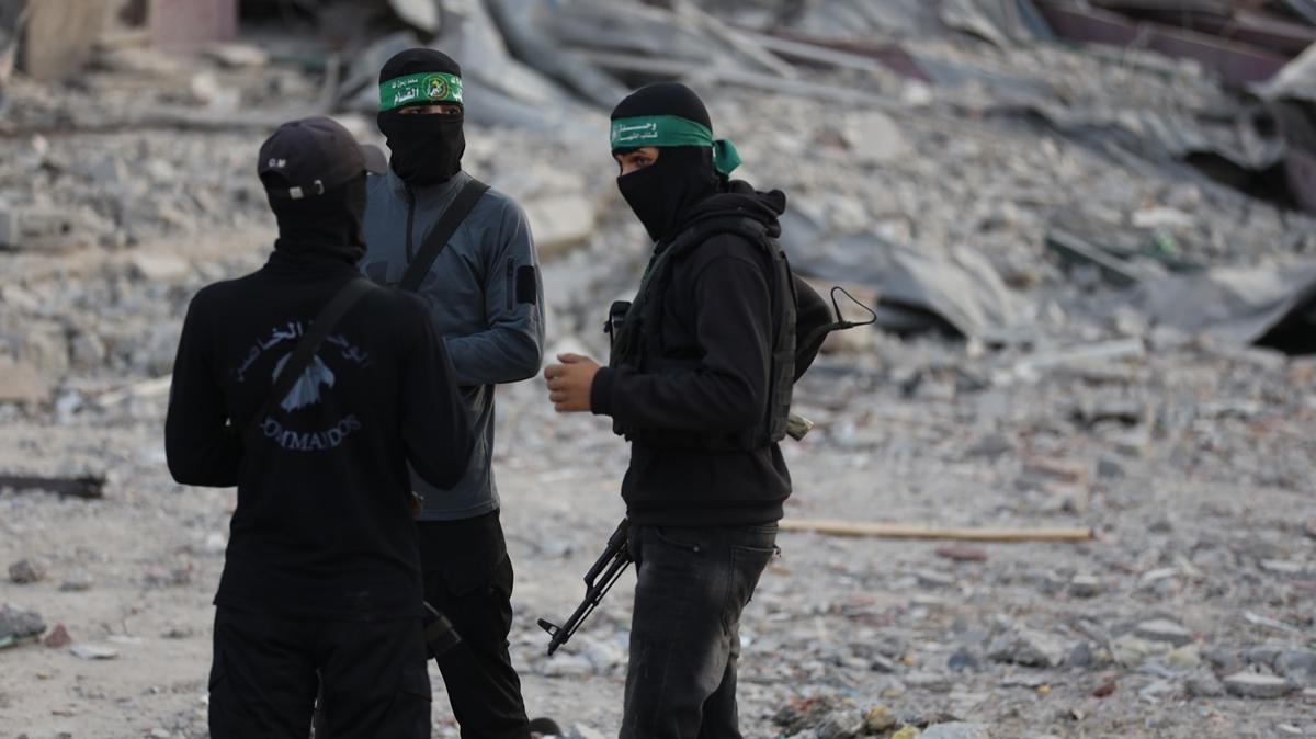 200 Hamasl tnellerde mahsur kald! Soykrmc srail'den ''Sar Hat'' provokasyonu