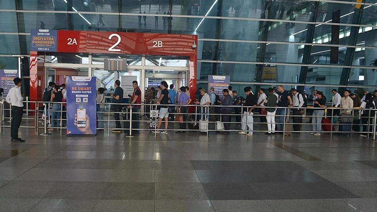 Hindistan'da teknik arza: ok sayda uu ertelendi