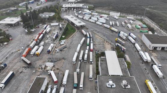 Son 15 yılın en iyi dönemi... Kapıkule'de tır geçişi sayısında rekor