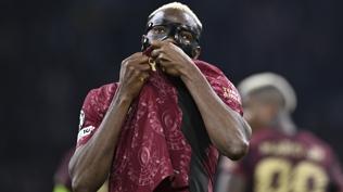 Victor Osimhen'den maske cevabı