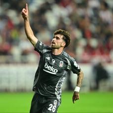 Jota Silva: Daha iyiye gitmek iin almalyz