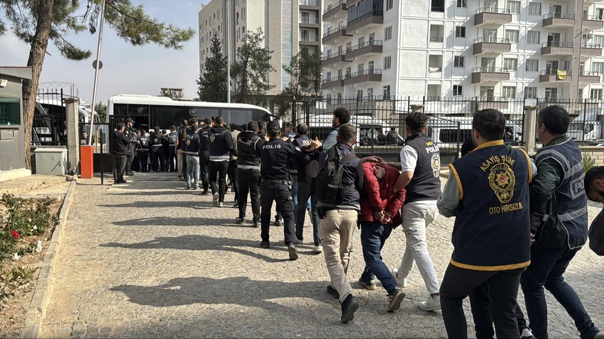 Silah kaçakçılarına geçit verilmedi: 9 şüpheli cezaevinde