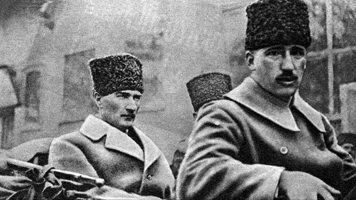 Byk nder Atatrk'n ebediyete intikalinin 86'nci yl