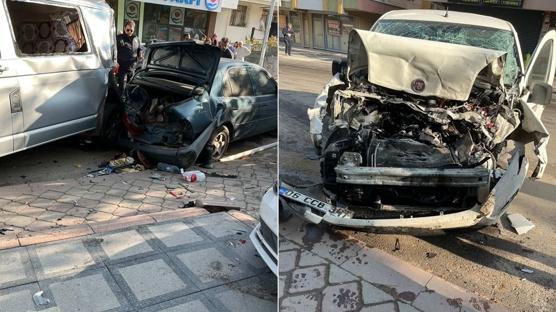 Freni patlayan kamyon ortal sava alanna evirdi