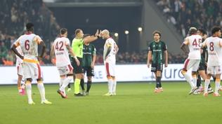 Galatasaray ligde 19 maç sonra yenilgi yaşadı