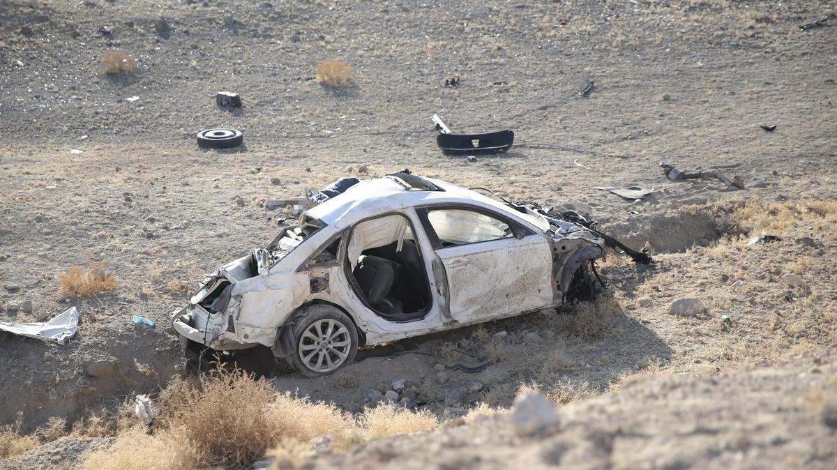 Niğde'de feci kaza: Ölü ve yaralılar var
