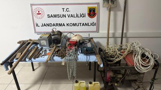 Samsun'da izinsiz kazı yapan 4 kişi suçüstü yakalandı