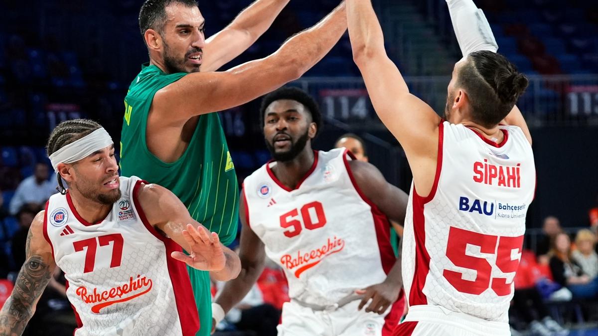 Baheehir Koleji yarn Aris deplasmannda 