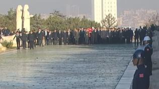 #CANLI Cumhurbakan Erdoan ve devlet erkan Antkabir'i ziyaret ediyor