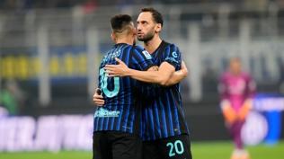 Inter evinde Lazio'yu 2 golle geçti
