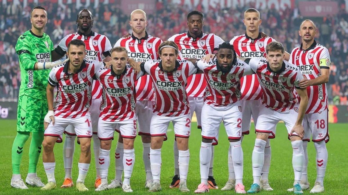 Samsunspor'a 4 gnlk izin  